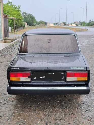 LADA (VAZ) 2107