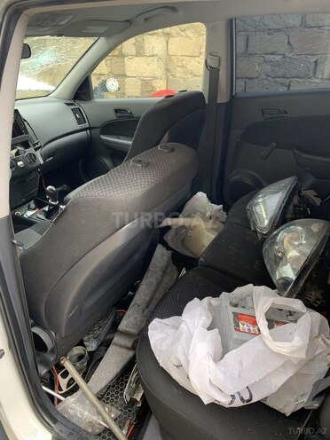 Hyundai i30 2011, 147,000 km - 1.4 l - Bakı