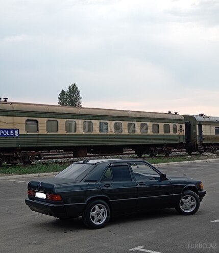 Mercedes 190 1993, 278,589 km - 2.0 l - Bərdə