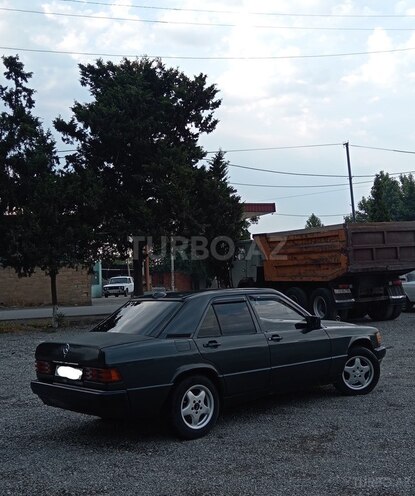 Mercedes 190 1993, 278,589 km - 2.0 l - Bərdə