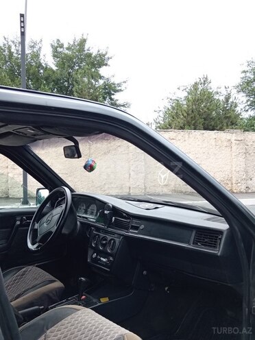 Mercedes 190 1993, 278,589 km - 2.0 l - Bərdə