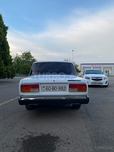 LADA (VAZ) 2107