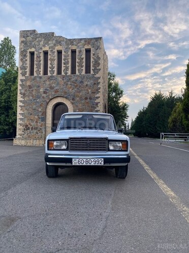 LADA (VAZ) 2107