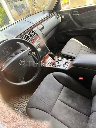 Mercedes E 240 2000, 230,000 km - 2.4 l - Lənkəran