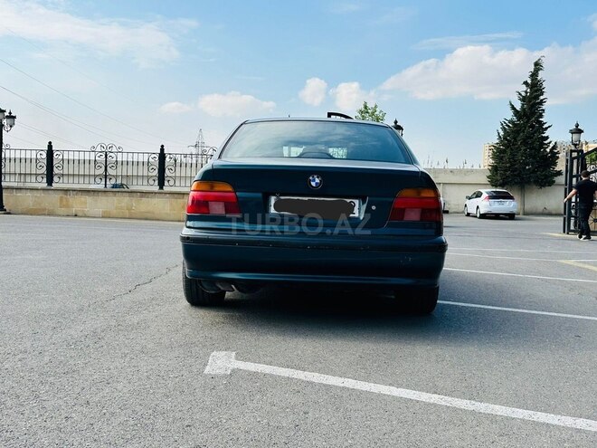 BMW 528 1996, 390,000 km - 2.8 l - Bakı