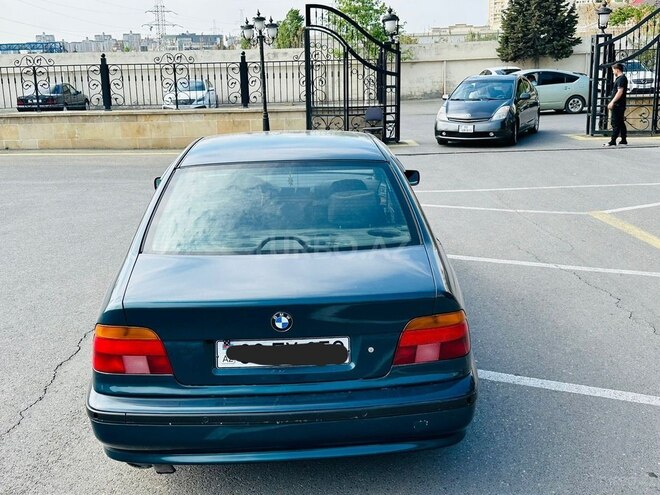 BMW 528 1996, 390,000 km - 2.8 l - Bakı
