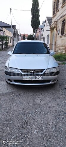Opel Vectra 1997, 250,000 km - 1.6 l - Gəncə