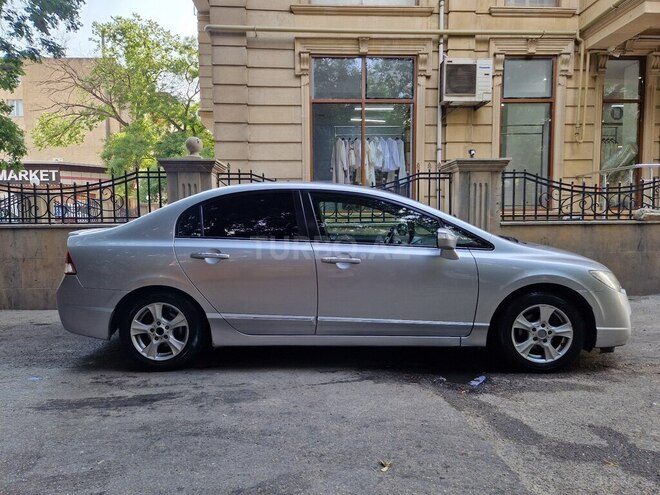 Honda Civic 2007, 297,000 km - 1.3 l - Bakı