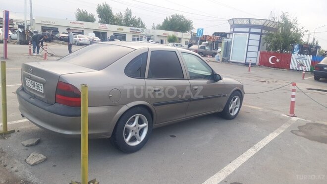 Opel Vectra 1997, 450,000 km - 1.8 л - Bakı