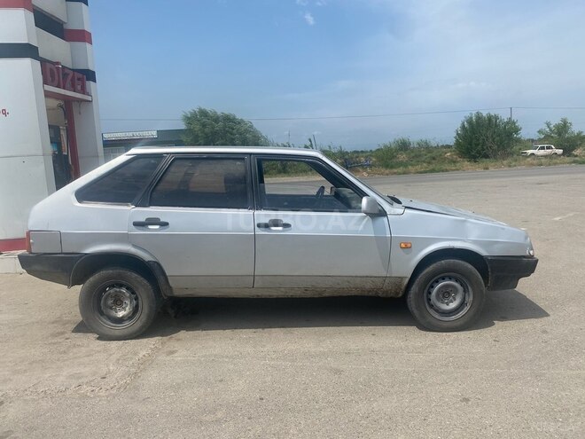 LADA (VAZ) 2109