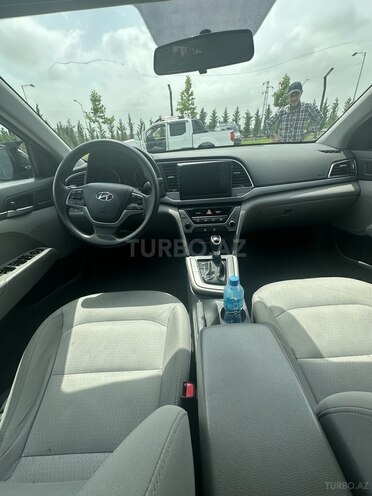 Hyundai Elantra 2016, 106,300 km - 2.0 л - Bakı