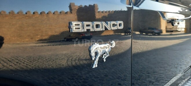 Ford Bronco