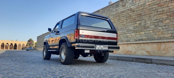 Ford Bronco