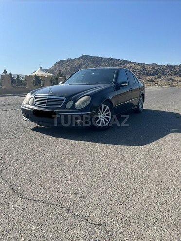 Mercedes E 320