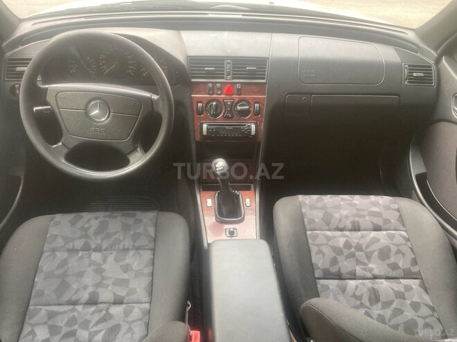Mercedes C 180 1999, 270,000 km - 1.8 l - Bakı