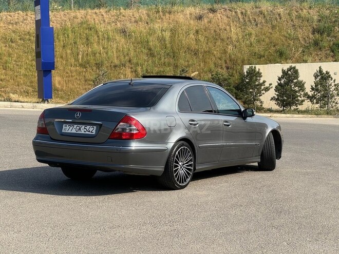 Mercedes E 280