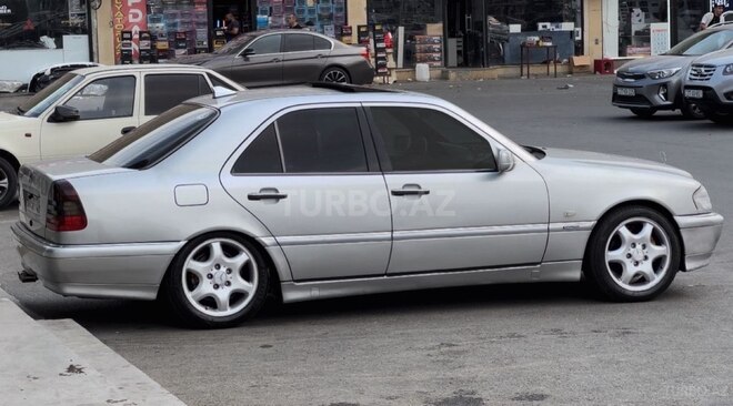 Mercedes C 180 1999, 330,000 km - 1.8 л - Bakı