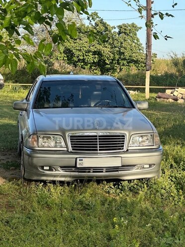 Mercedes C 180 1999, 330,000 km - 1.8 л - Bakı