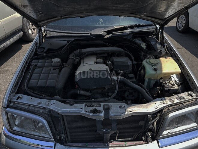 Mercedes C 180 1999, 330,000 km - 1.8 л - Bakı