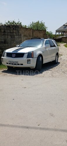 Cadillac SRX 2009, 228,000 km - 4.6 l - Salyan