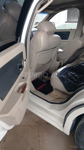 Cadillac SRX 2009, 228,000 km - 4.6 l - Salyan