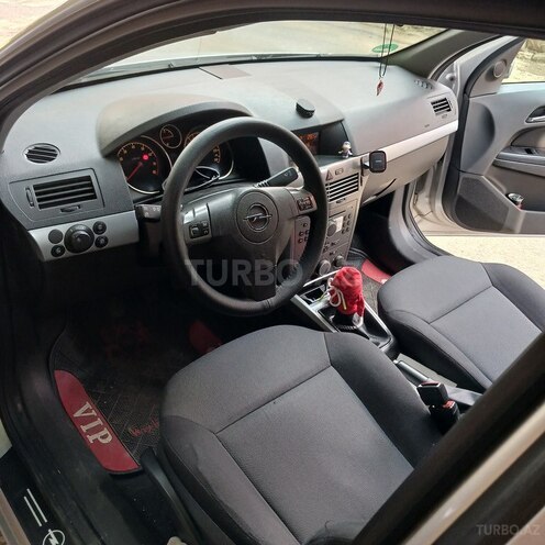 Opel Astra 2006, 279,000 km - 1.4 l - Qəbələ