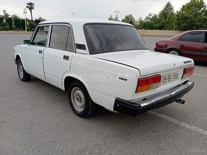 LADA (VAZ) 2107