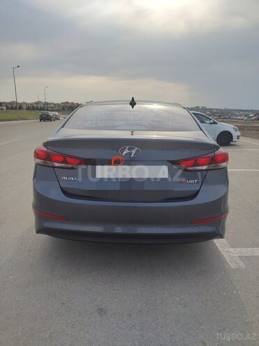 Hyundai Avante 2015, 139,000 km - 1.6 л - Bakı