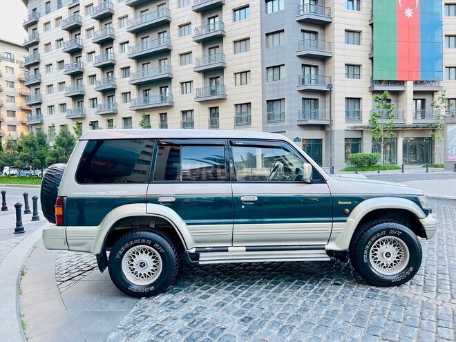 Mitsubishi Pajero