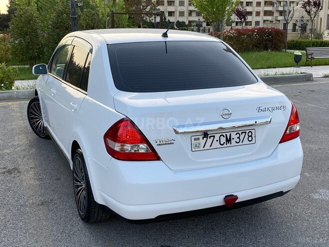 Nissan Tiida