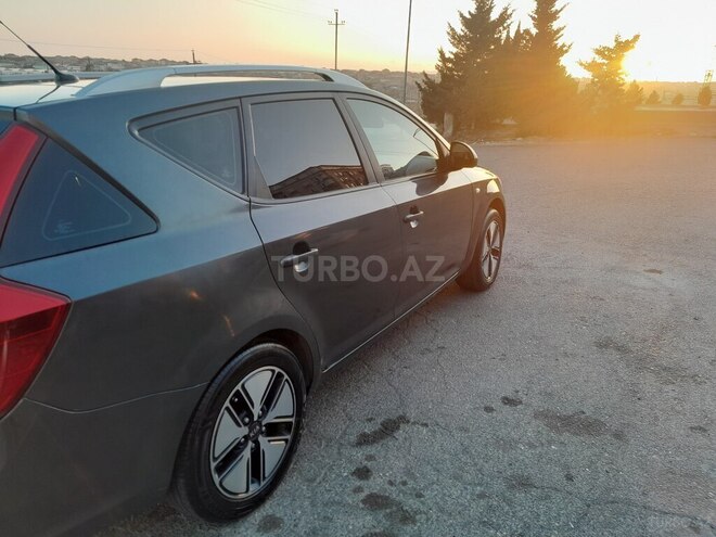 Kia Ceed 2009, 364,000 km - 1.6 л - Bakı