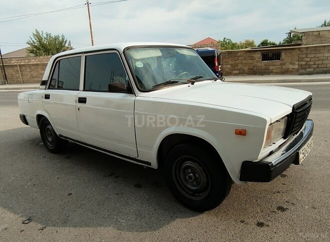 LADA (VAZ) 2107