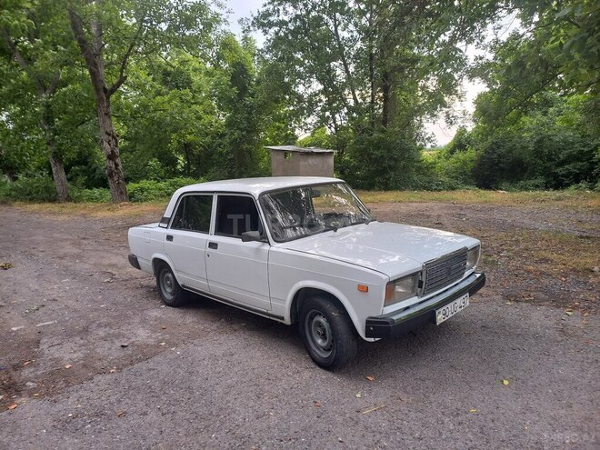 LADA (VAZ) 2107