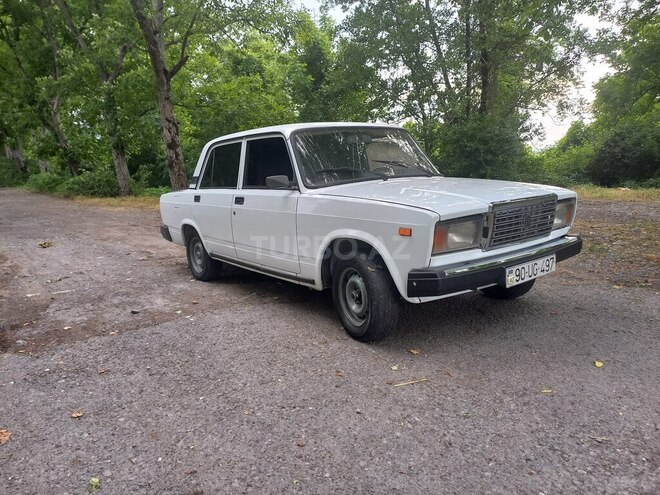 LADA (VAZ) 2107