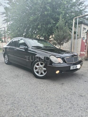 Mercedes C 200