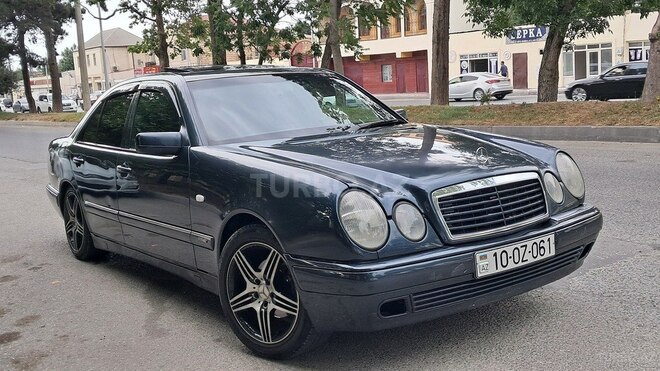 Mercedes E 230 1995, 560,000 km - 2.3 l - Bakı