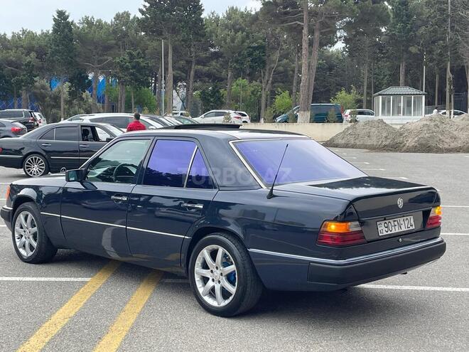 Mercedes E 200 1992, 301,378 km - 2.0 л - Sumqayıt