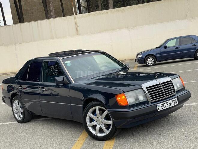 Mercedes E 200 1992, 301,378 km - 2.0 л - Sumqayıt