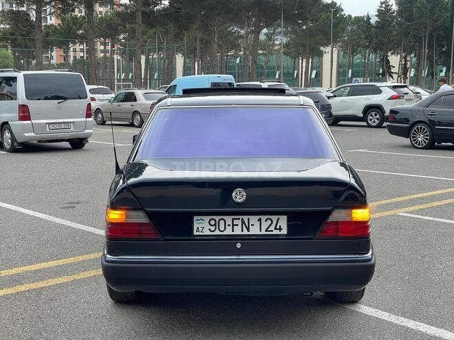 Mercedes E 200 1992, 301,378 km - 2.0 л - Sumqayıt