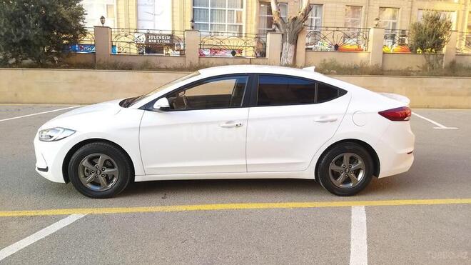 Hyundai Avante 2016, 140,000 km - 1.6 l - Bakı