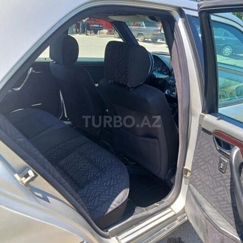 Mercedes C 200 1995, 437,258 km - 2.0 л - Oğuz