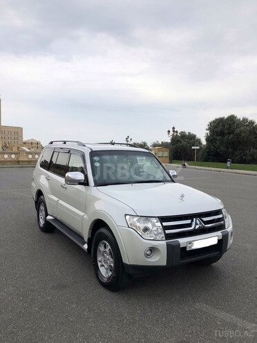 Mitsubishi Pajero 2007, 199,000 km - 3.0 л - Bakı