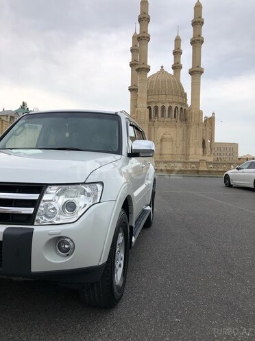 Mitsubishi Pajero 2007, 199,000 km - 3.0 л - Bakı