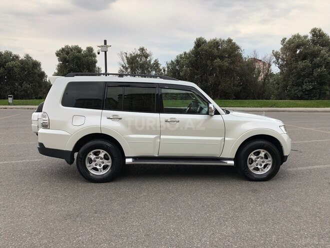 Mitsubishi Pajero 2007, 199,000 km - 3.0 л - Bakı