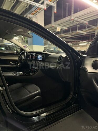 Mercedes E 220 d 2019, 357,100 km - 2.0 l - Bakı