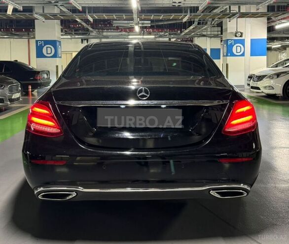 Mercedes E 220 d 2019, 357,100 km - 2.0 l - Bakı