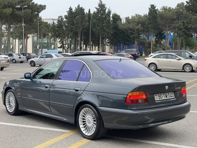 BMW 530