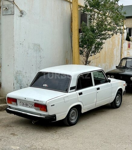 LADA (VAZ) 2107