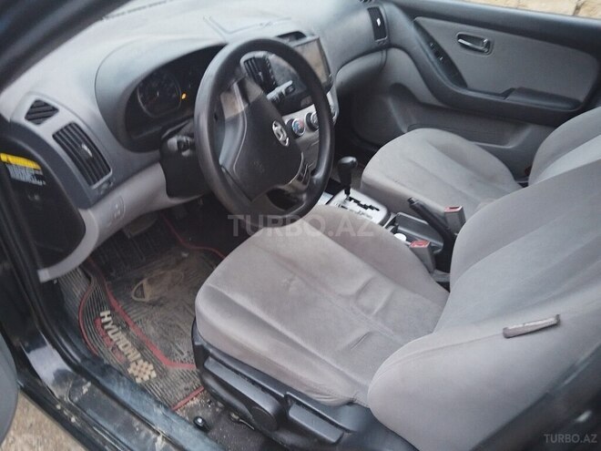 Hyundai Elantra 2009, 284,854 km - 2.0 л - Bakı