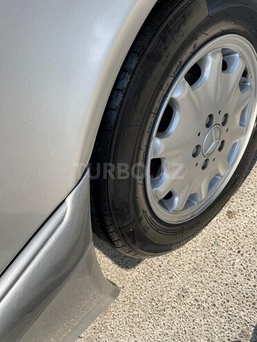 Mercedes C 200 1999, 280,000 km - 2.0 л - Bakı